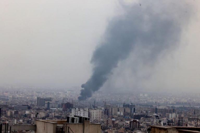 Trump admite negociações de paz condicionadas com Teerão