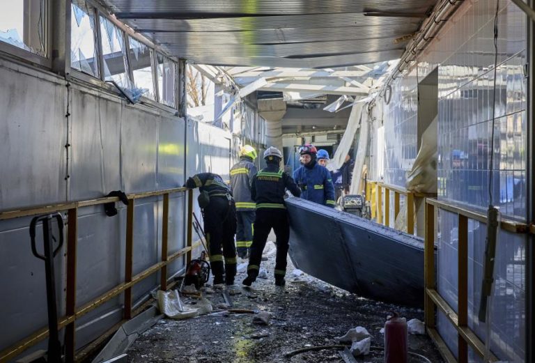 Empresa Ukrenergia anuncia cortes de energia após novo ataque russo