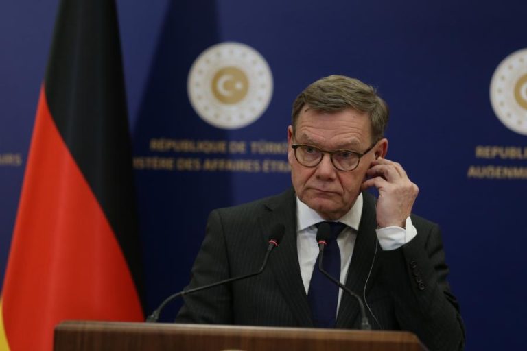 Alemanha recusa apelo de Trump para garantir segurança no Estreito de Ormuz