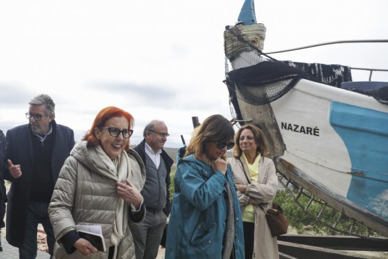 Governo quer Praia da Vieira em condições para a época balnear