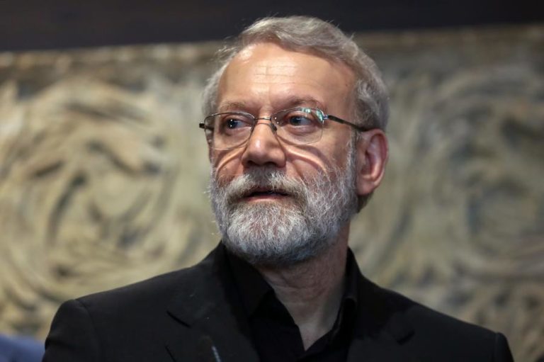 Guarda da Revolução confirma morte de Larijani em novo ataque contra a Telavive
