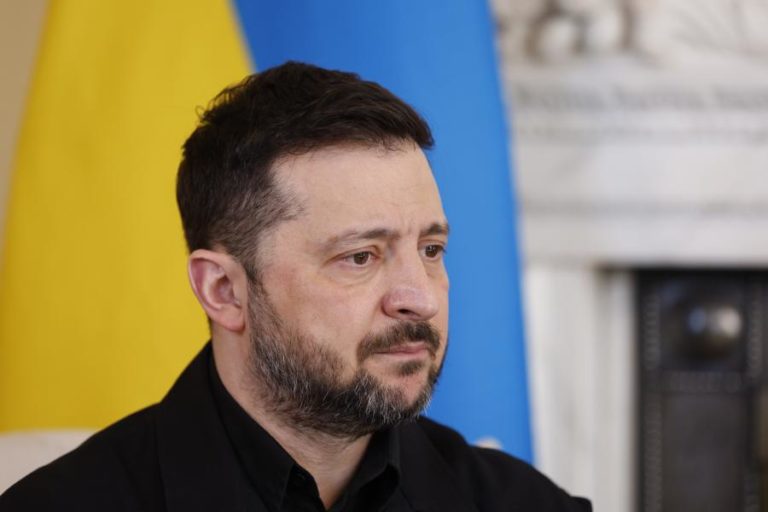 Zelensky lamenta que EUA estejam concentrados no Irão
