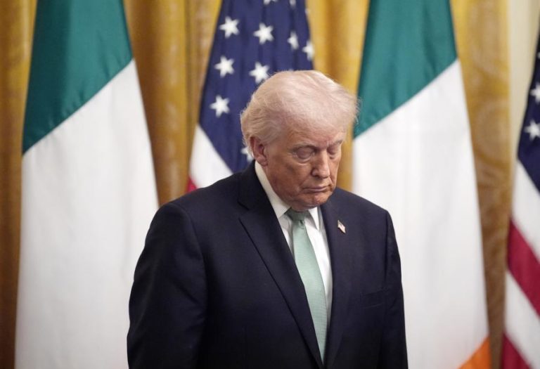 Trump admite retirada de Ormuz e volta a criticar aliados da NATO