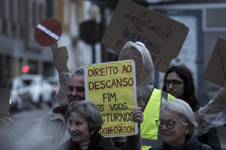 Programa para aliviar ruído dos aviões deve ser lançado até final de maio em Lisboa