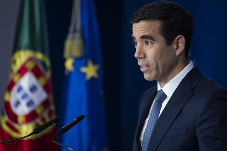 Governo aprova diplomas para proteger consumidores em caso de crise energética