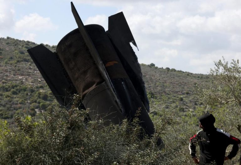 Irão afirma ter atingido vários alvos em Israel e nos países do Golfo