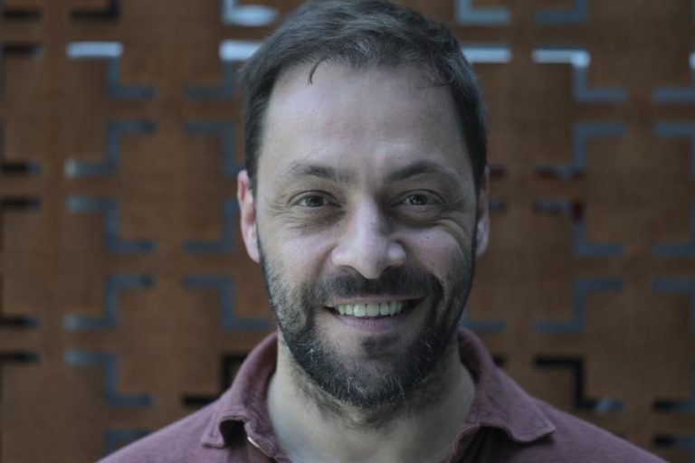 António Zambujo faz “Oração ao Tempo” em novo álbum que apresenta em abril nos coliseus