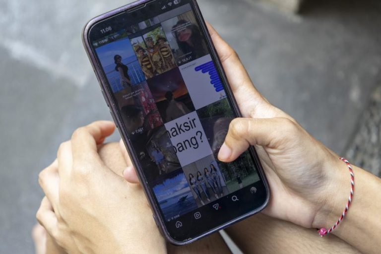 Indonésia começa a restringir acesso às redes sociais a menores de 16 anos