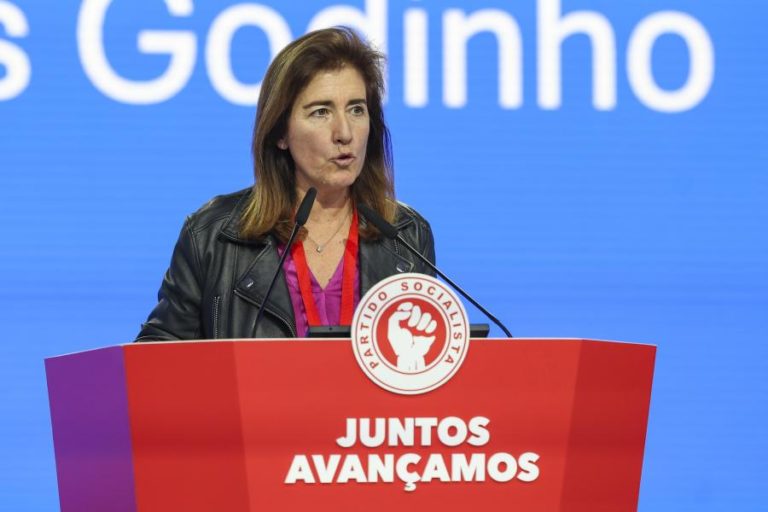 Pacote laboral “não passará” e PS deve ser intransigente – Ana Mendes Godinho