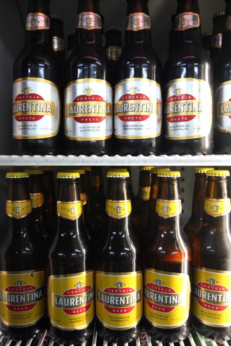 Cervejas de Moçambique reforçam produção com compra de 33 mil toneladas de milho