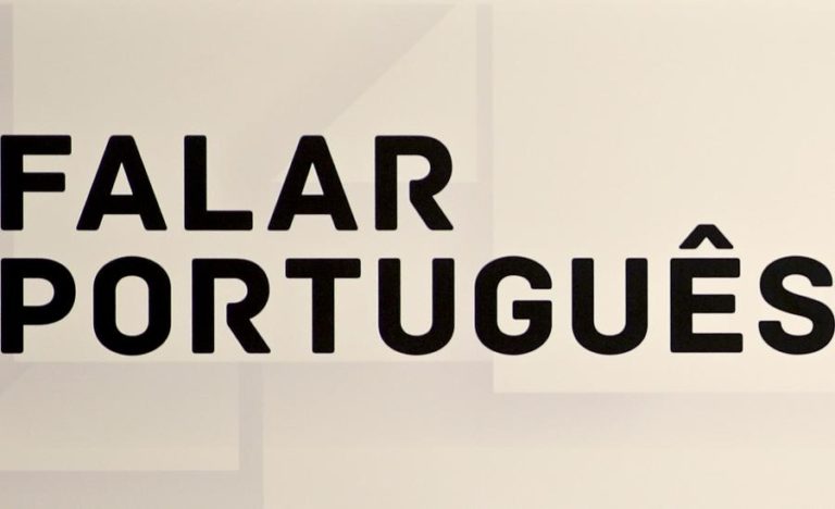 Imigrantes pagam por cursos de português para ter nacionalidade mas há diplomas falsos