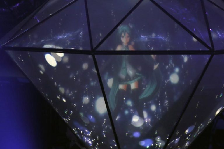 Cantora virtual japonesa Hatsune Miku atua em novembro em Lisboa