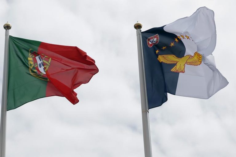 Mota Amaral e Jaime Gama realçam importância da criação da autonomia dos Açores