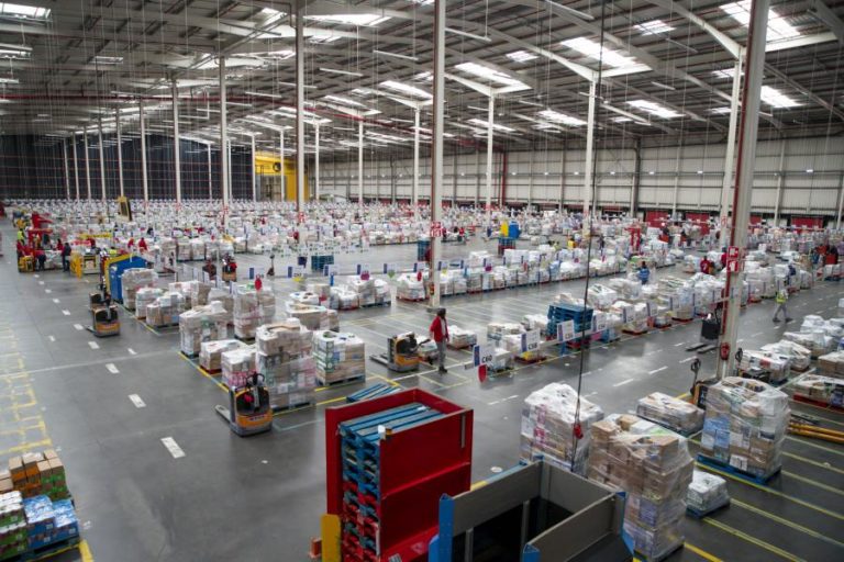 Sindicato apela para greve na distribuição no 1.º de Maio e lança pré-aviso