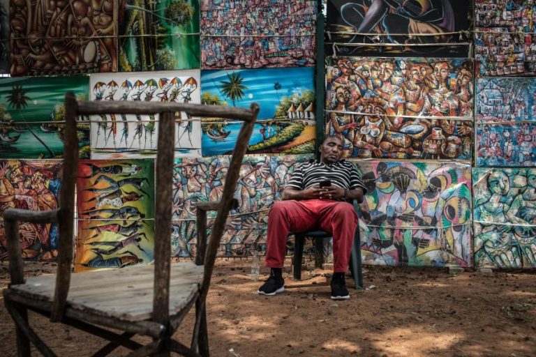 Moçambique reconhece precariedade e elevado risco do trabalho artístico e cultural