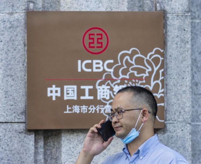 Seis maiores bancos chineses pagam mais de 50 mil milhões de euros em dividendos