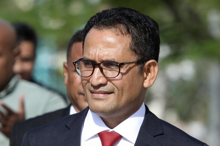 Timor-leste espera que chegue este mês combustível comprado por ajuste direto