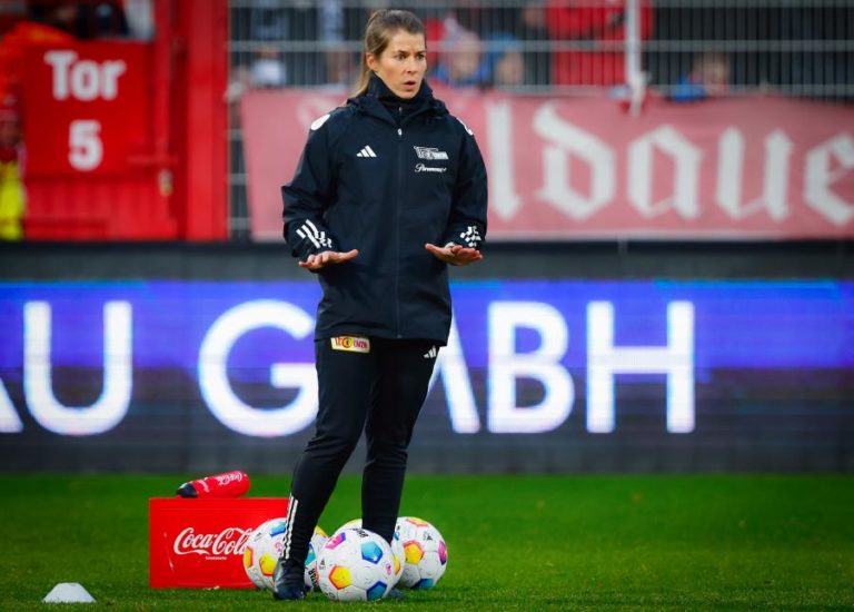 Marie-Louise Eta assume Union Berlim e é a primeira mulher a treinar no ‘big five’