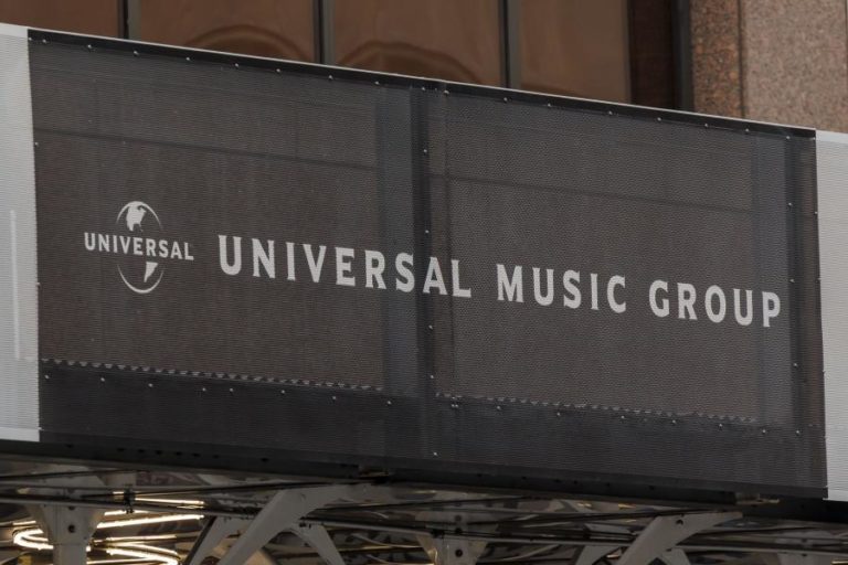 Fundo de Bill Ackman lança oferta de 55.700 ME para comprar Universal Music