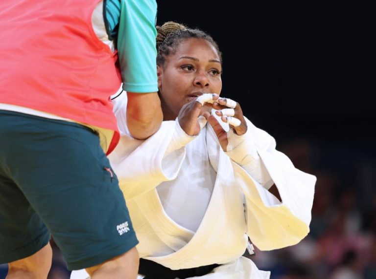 Rochele Nunes frustrada com ‘adeus’ prematuro no ‘golden score’
