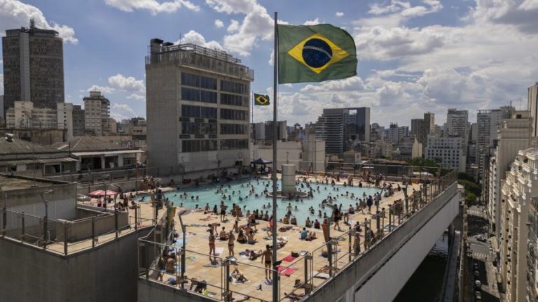 Brasil lidera concentração de riqueza na América Latina