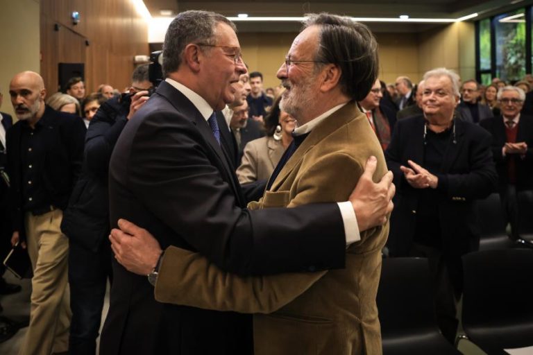 Alberto Martins e Isabel Capeloa Gil entre as escolhas de Seguro para o Conselho de Estado