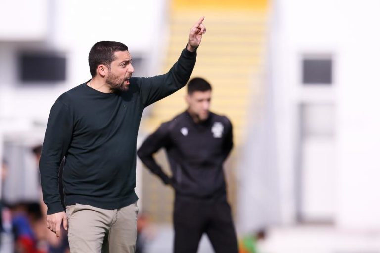 I Liga: Treinador do Moreirense pede jogadores “unidos e solidários” na Luz