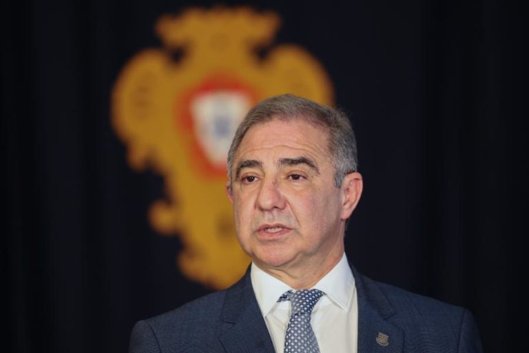 Bolieiro defende revisão do Acordo das Lajes quando for oportuno