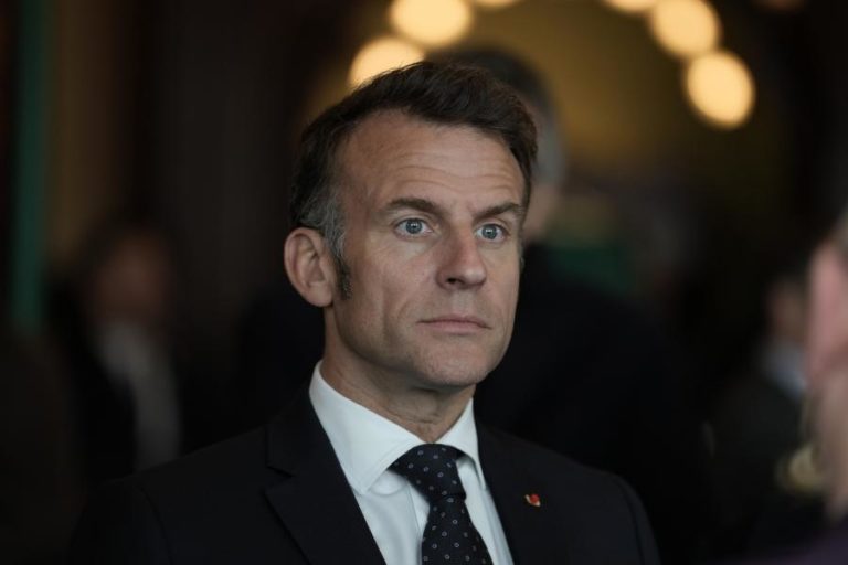 Macron defende em Tóquio “previsibilidade” da Europa contra inconstância de Trump