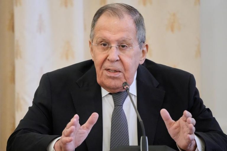 Rússia quer que Trump “abandone a linguagem dos ultimatos” contra o Irão