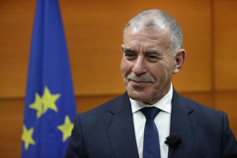 Portugal vai acompanhar transição na Venezuela e ajudar no que lhe for pedido  — SECP