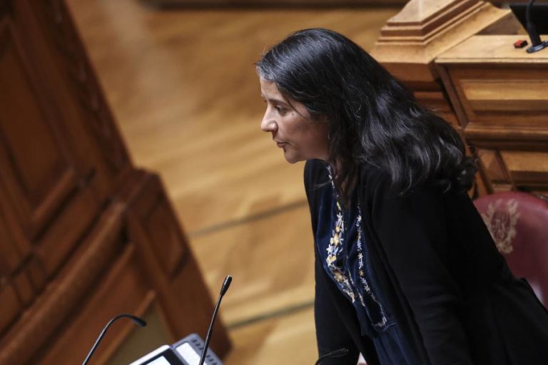 PCP quer municípios a pronunciar-se sobre mapa da regionalização e referendo até 2028