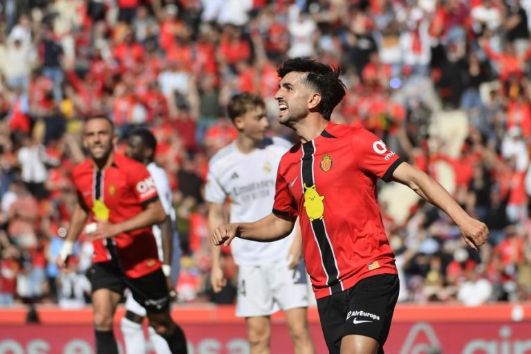 Real Madrid cai com estrondo em Maiorca e FC Barcelona pode fugir na liderança