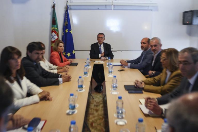 Elementos da GNR dizem a Seguro que comunicações tiveram período de falha