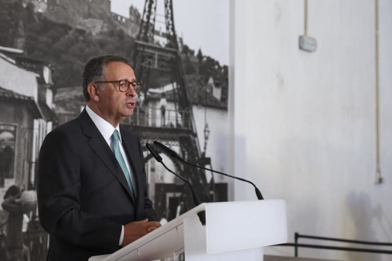 Presidente da República diz que quer “ajudar a encontrar soluções” e não “arranjar problemas”