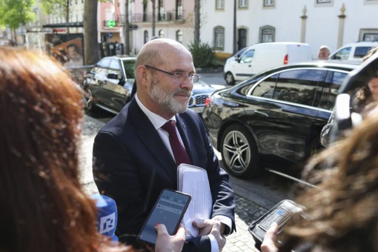 Supervisão de seguros diz que é difícil dar resposta “tão imediata” aos quase 200 mil sinistros do mau tempo
