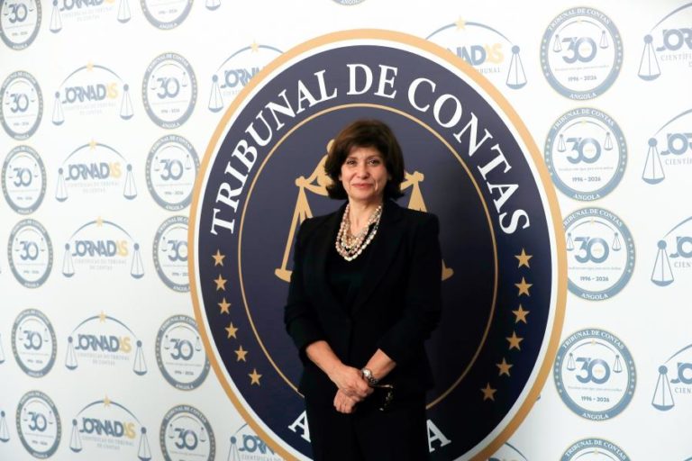 Presidente do TdC preocupada com riscos para dinheiro dos contribuintes