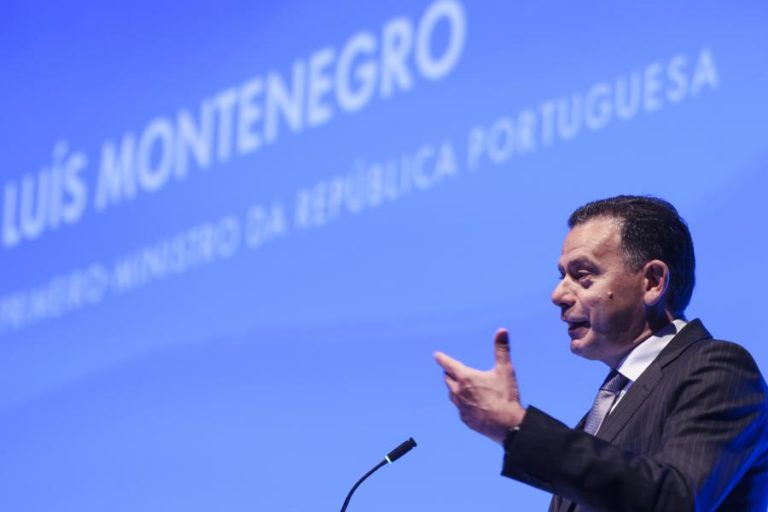 Primeiro-ministro diz que Governo continuará “à procura de um acordo” na concertação social