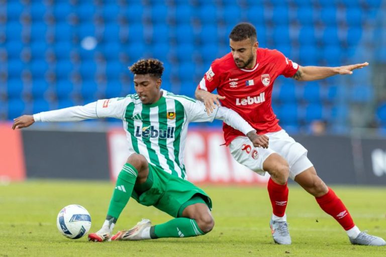 Rio Ave volta aos triunfos impondo-se por 2-0 na visita ao Santa Clara