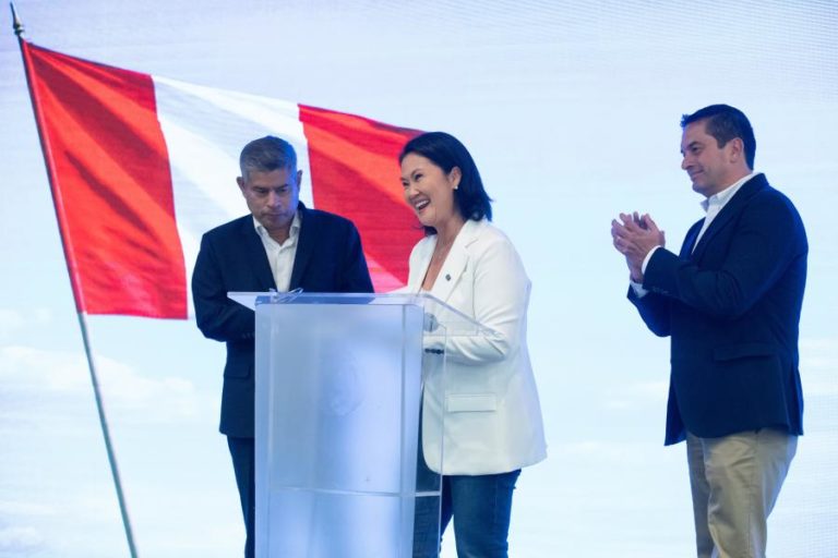 Fujimori consolida liderança com mais de metade dos votos apurados no Peru
