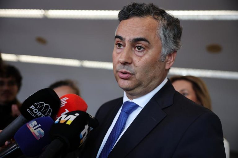 Descentralização da Educação está a correr bem, mas pode melhorar – ministro