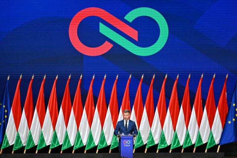 Magyar quer apelar a Costa para que membros da UE “não forcem coisas”