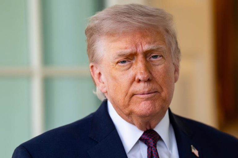 Senado dos EUA rejeita resolução para impedir Trump de ordenar novos ataques contra o Irão