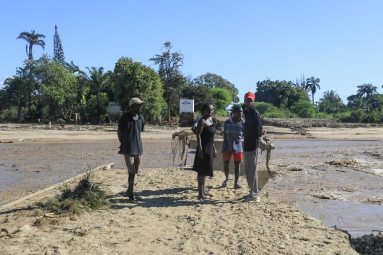 Angola criou linha de financiamento de 28 ME para apoiar afetados das chuvas