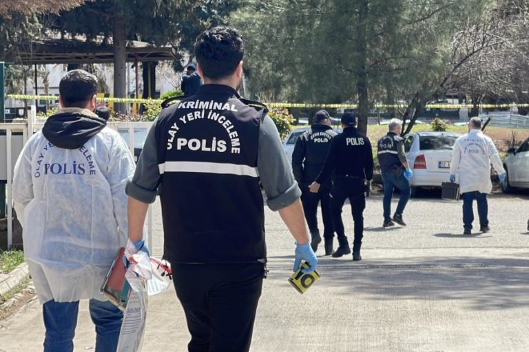 Ataque a escola na Turquia faz quatro mortos e 20 feridos