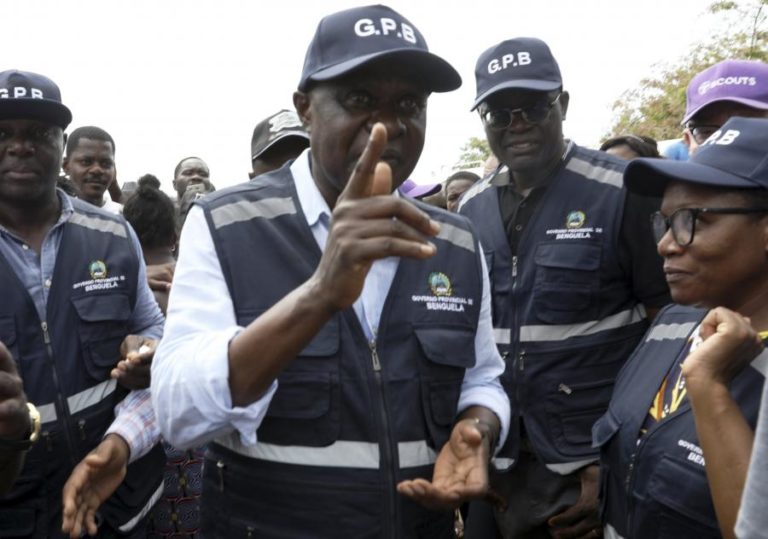 Governador de Benguela anuncia “estudo rigoroso” para solução definitiva no Rio Cavaco