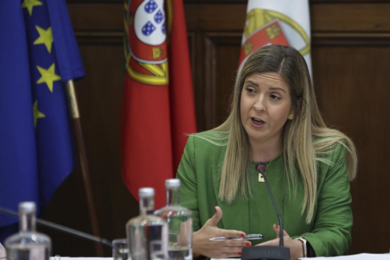 Governo prevê estratégia para comunidades ciganas “brevemente” em consulta pública
