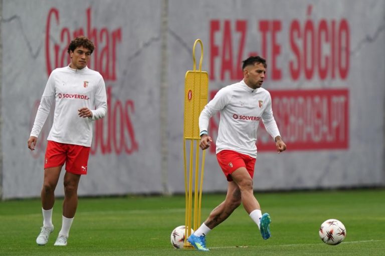 Zalazar de regresso aos eleitos do Sporting de Braga para ‘final’ com o Betis