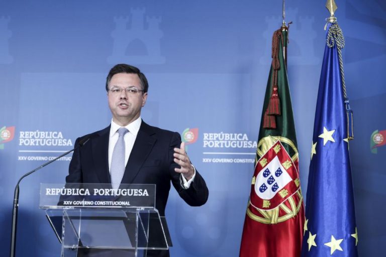 Governo aprova na generalidade reforma do código dos contratos públicos