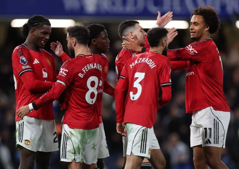 Golo de Matheus Cunha isola United no terceiro lugar e agrava crise do Chelsea